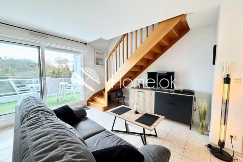Guidel Apartment | Joli duplex plein bourg - 4km des plages