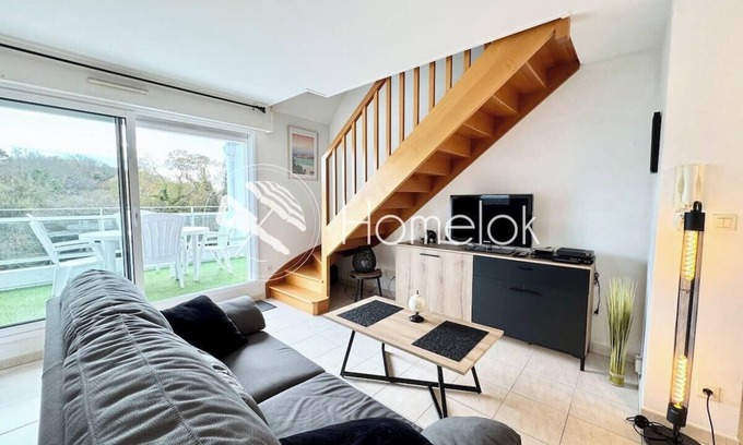 Guidel Apartment | Joli duplex plein bourg - 4km des plages