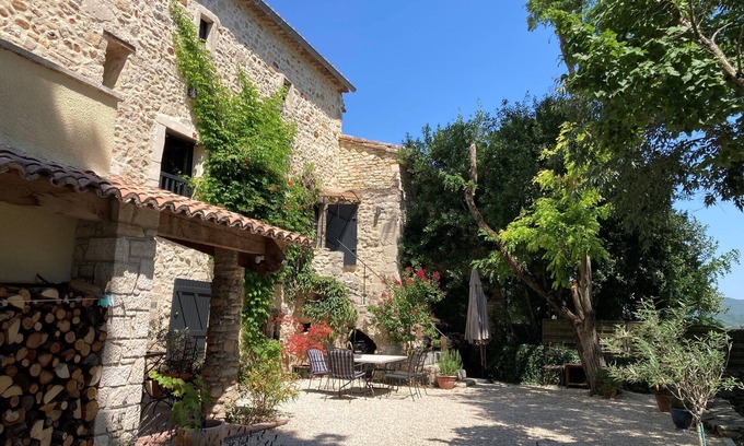 Rochegude Other | Joli mas Authentique en Pierre Niché Dans un Hameau à Rochegude, Gard