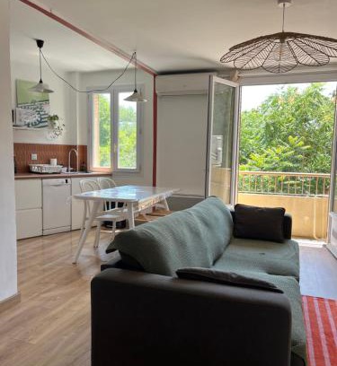 Baille Apartment | Joli T3 Centre ville