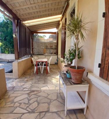 Arles House | Jolie maison