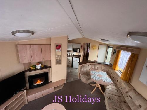 Girvan Apartment | JS Holidays The Westmorland Lagganhouse