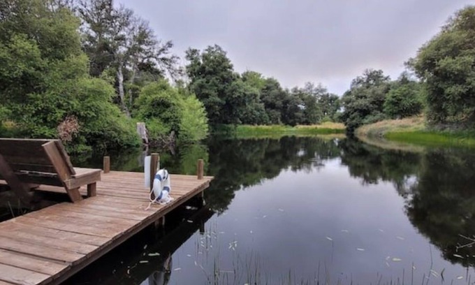 Julian House | Julian's Red Fox Retreat - Hot Tub/Dogs Welcome!