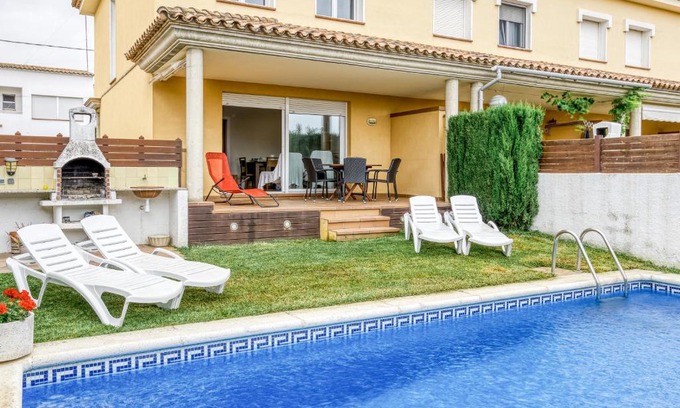 L'Escala Villa | Jumbina