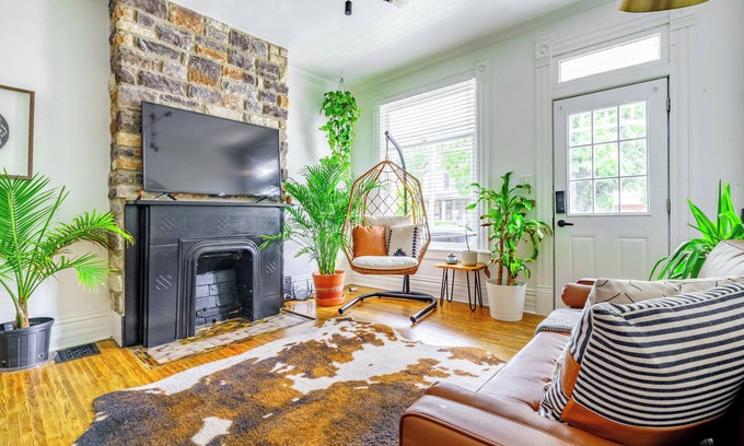 Victorian Village House | Jungle Fever