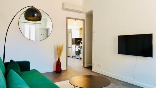 Brignoles Apartment | Juni - Climatisé & Balconnet