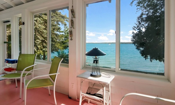 Leland Cottage | Juniper Trail Cottage in Leland on N Lake Leelanau