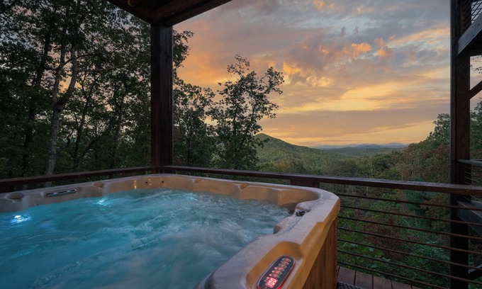 Ridgeline Vistas Cabin | Jupiter on the Mountain