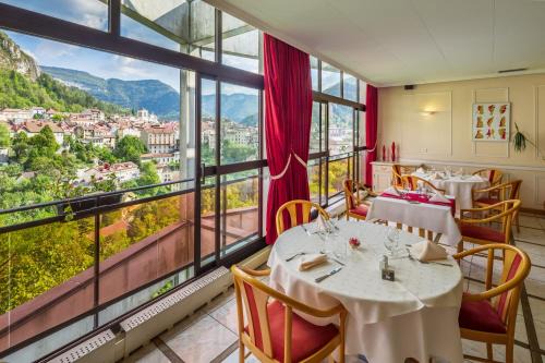 Saint-Claude Hotel | Jura Hotel Restaurant Le Panoramic