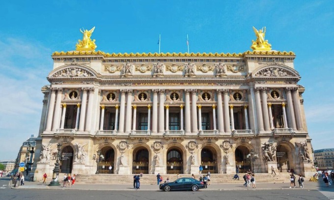 Vivienne Apartment | JUST STEPS AWAY FROM PLACE DE L’OPÉRA &GALERIES LAFAYETTE, BETWEEN PLACE VENDÔME