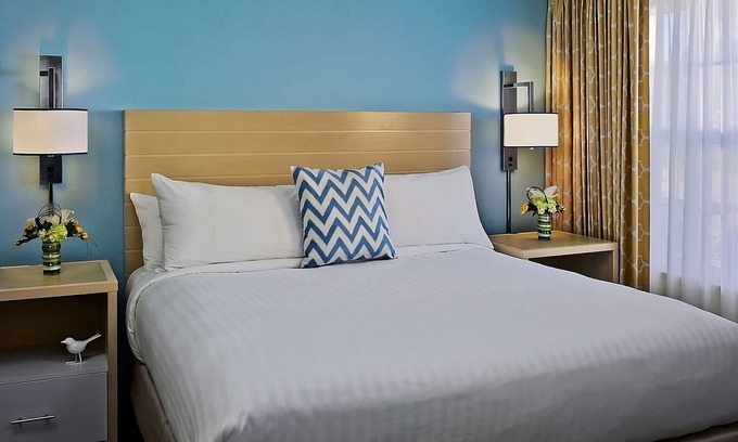 Gunter Afs Hotel | Just What You Were Looking For! Onsite Pool, Free Parking