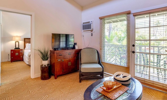 Historic Lahaina Front Street Resort | K B M Resorts: Aina Nalu Lahaina AL-C209 Stunning 2 bedroom, luxurious pool view! One block to Front Street!