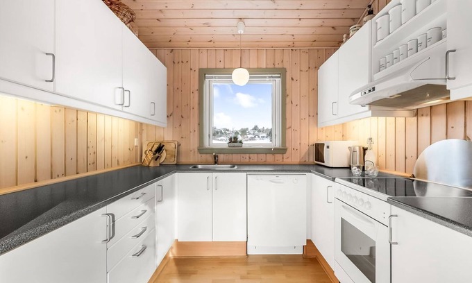 Remmer Strand House | "Kai" - 500m to the fjord by Interhome