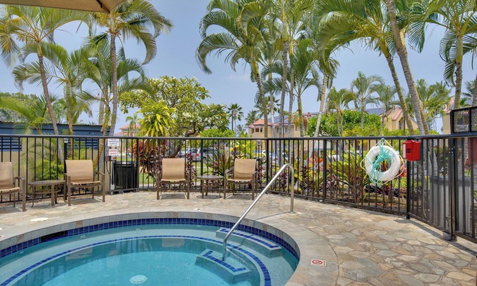 Kahaluu-Keauhou Condo | Kailua-Kona Condo w/Resort Access & Ocean View!
