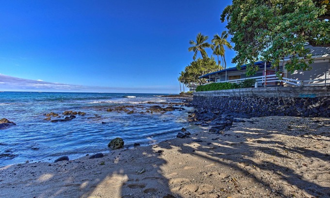 Historic Kailua Village Apartment | Kailua Studio w/Pool Access & Garden Views!