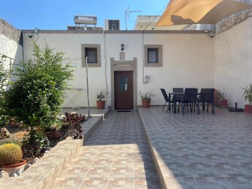 Malonas House | Kamara Cottage - Traditional Stone House