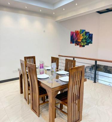 Butawatta Bed & Breakfast | Kandy Villa Grey