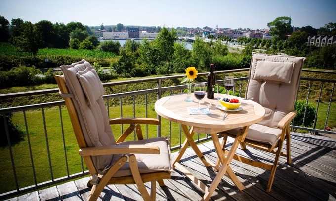 Ellenberg House | Kappelner Schleibrücke - central, balcony, terraced house, water view, parking space