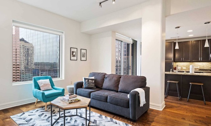 Waller Creek District Apartment | Kasa | Inviting 1BD + Nearby Lady Bird Lake | Austin