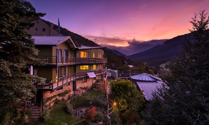 Thredbo Cabin | Kasees Apartments & Mountain Lodge