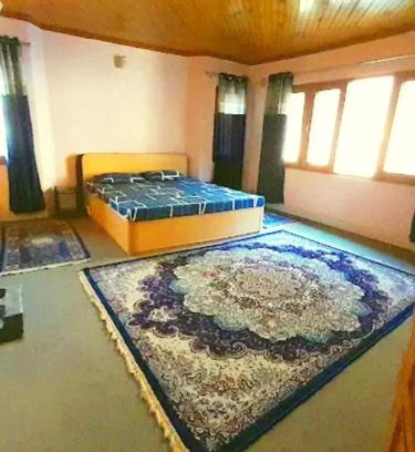 Nishat-Shalimar House | Kashmiri Hearth Homestay