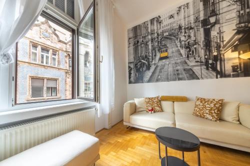 Inner City Budapest Apartment | Katalin Apartment
