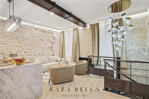 Quartier Saint-Ambroise Apartment | KAZA BELLA - Haut Marais Modern flat with small pool
