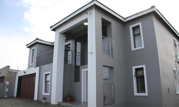 Bloubergstrand House | Keadam Guest House