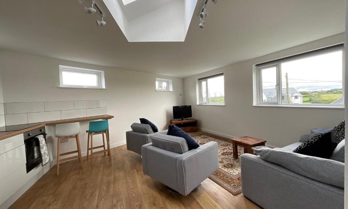 Whitstone Apartment | Keel House
