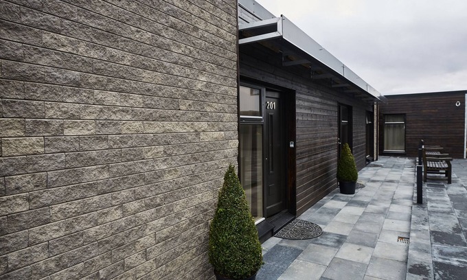 Innri-Njarthvik House | Keflavik Micro Suites