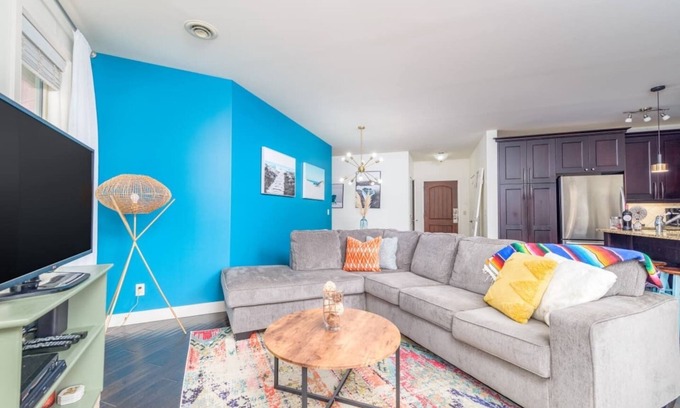 Westbank Condo | Kelowna's #1 Lakefront Resort