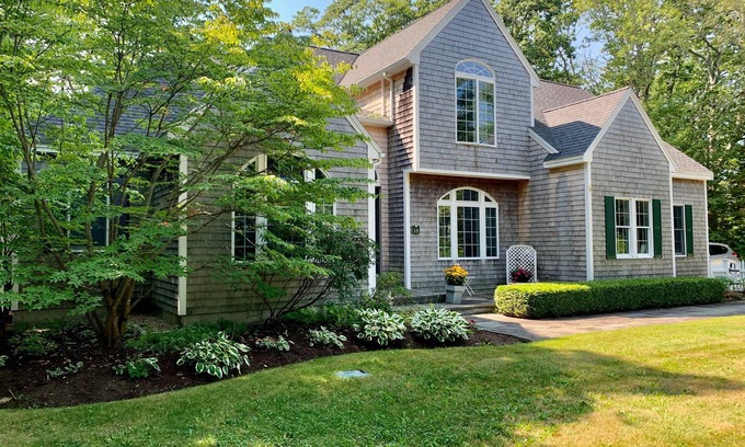Kennebunkport House | Kennebunkport Gem🎸Labor Day Vacancy