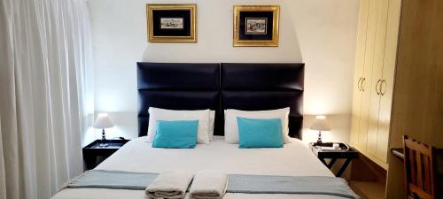 Nahoon Bed & Breakfast | Kennington Palms B&B/Self Catering