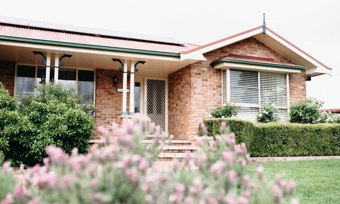 Dubbo House | Kensington – Luxury escape in Dubbo, sleeps 8