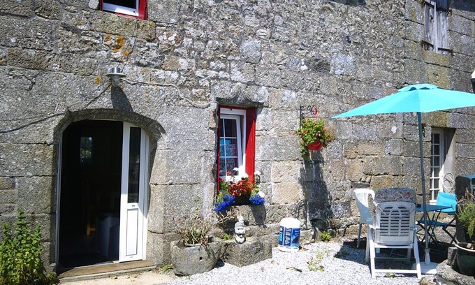 Glomel House | Ker Gaby