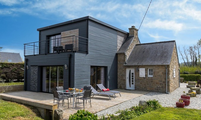 Plounevez-Lochrist House | Kernic Ty by Interhome