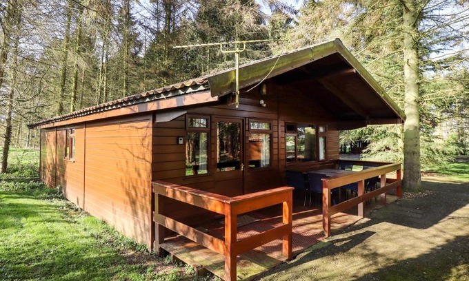 Alford House | Kestrel