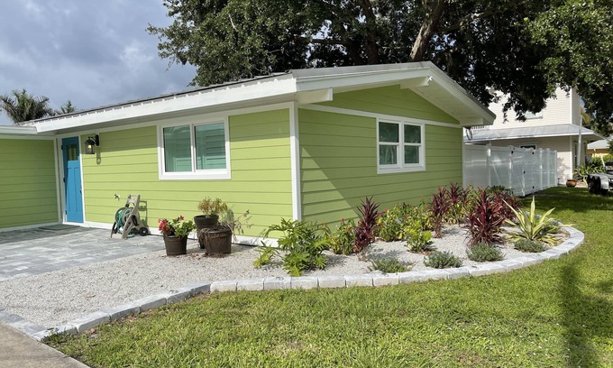 Englewood House | Key Lime Paradise, our Old Englewood Waterfront House with Dock and Gulf Access