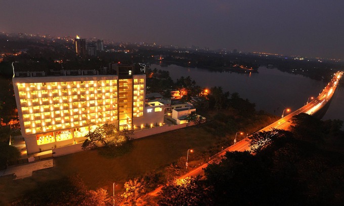 Kochi Hotel | Keys Select by Lemon Tree Hotels, Kochi