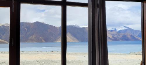 Leh Hotel | Khayoul Cottage Pangong Lukung