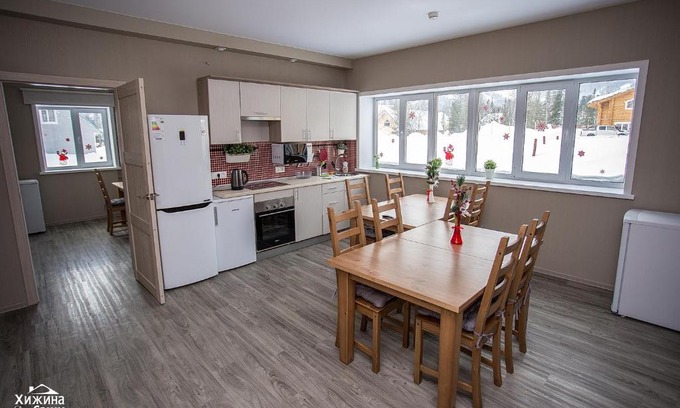 Sheregesh Ski Chalet | Khizhina Dyadi Sashi