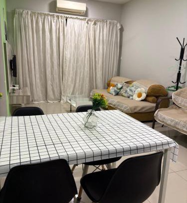 Kota Bharu Apartment | KIARA 3PAX 2BR KBtownRIVERVIEW,washer,WIFI