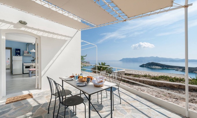 Kimolos Apartment | Kimolian Houses