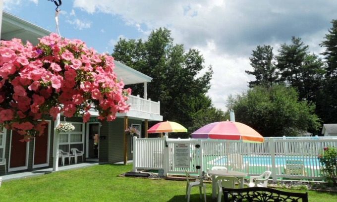Lake George Hotel | KING ROOM IN LAKE GEORGE