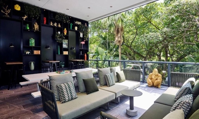 Brickell Apartment | King Room Near The RivaReno Gelato Brickell MIA