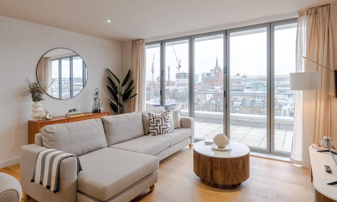 Kings Cross St. Pancras Apartment | King's Cross | Penthouse
