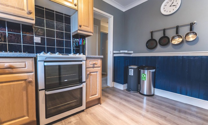 Bursledon Apartment | Kings Field Maisonette