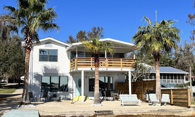 Starke House | KINGSLEY LAKE! MOST BEAUTIFUL LAKE in Florida! Dock 115💦 -added Queen bed!