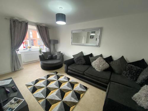 Derby House | Kingsway House - Spacious 4 Bed Home From Home in Derby