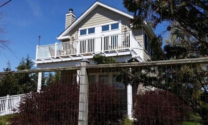 Kismet House | Kismet, Fire Island 4 bedroom family house "IMAGINE"